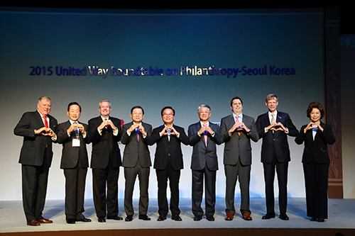 “Amazing ~ !!” 세계가 주목한 최신원 회장의 나눔 리더십 관련사진_05
